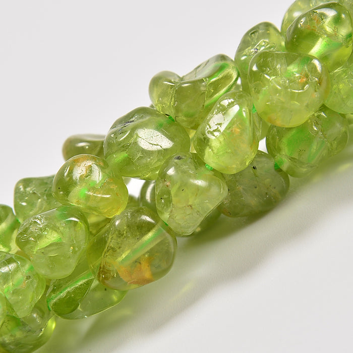 Peridot Smooth Pebble Nugget Loose Beads 4-6mm, 6-8mm - 15" Strand
