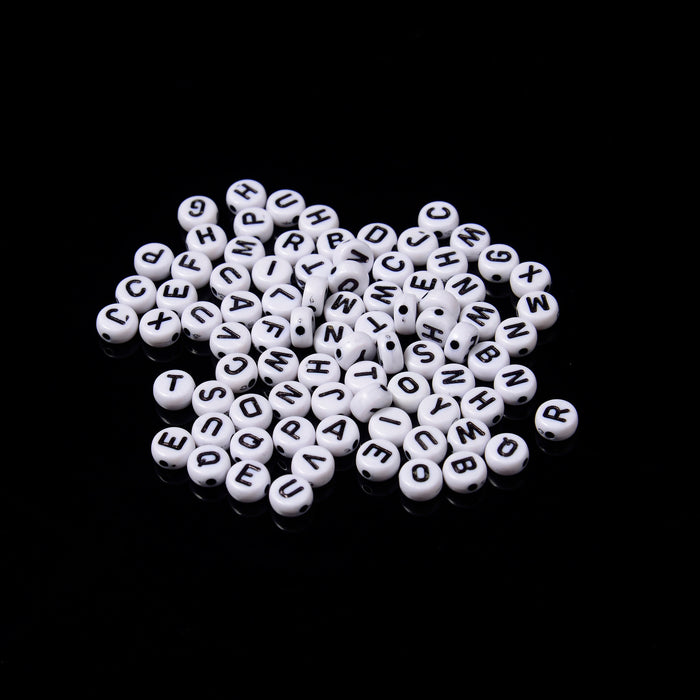 7mm Alphabet Letter Beads, Opaque White Beads with Black Letters Flat Round Beads (Black Hole), A-Z Letters Acrylic Letter Beads, 100-200pcs